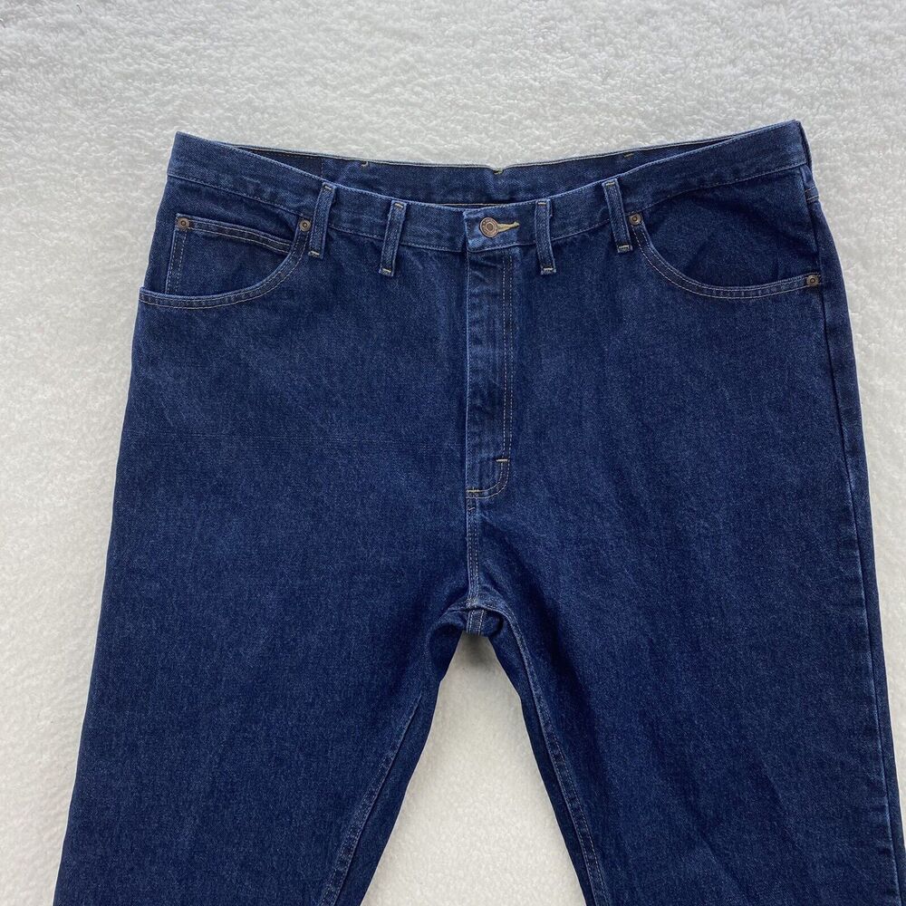 Wrangler Jeans Men 48x30 Blue Five Star Regular Fit Denim Sits at Waist Med Wash - Picture 3 of 16